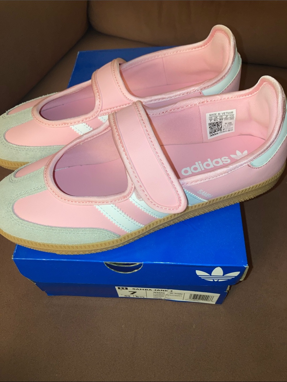 Adidas Samba Jane NWT